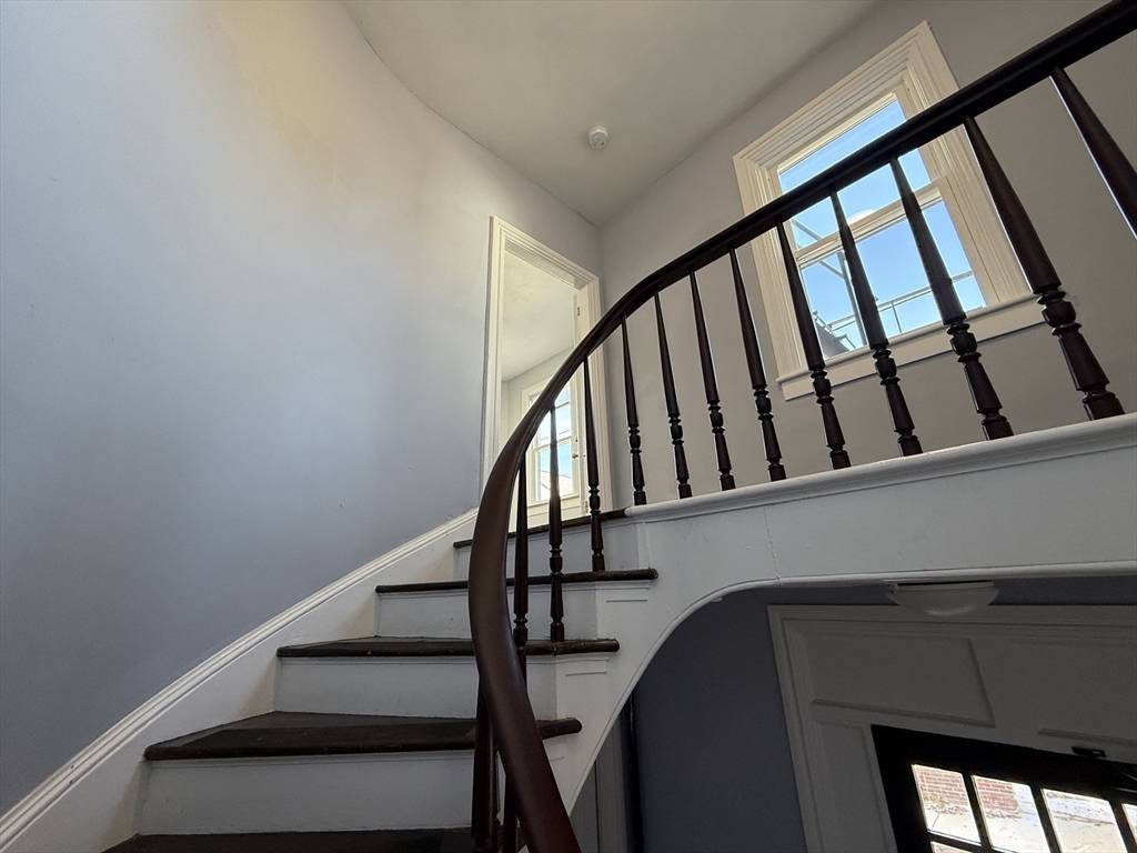 Providence, RI 02906,37 Royal #2