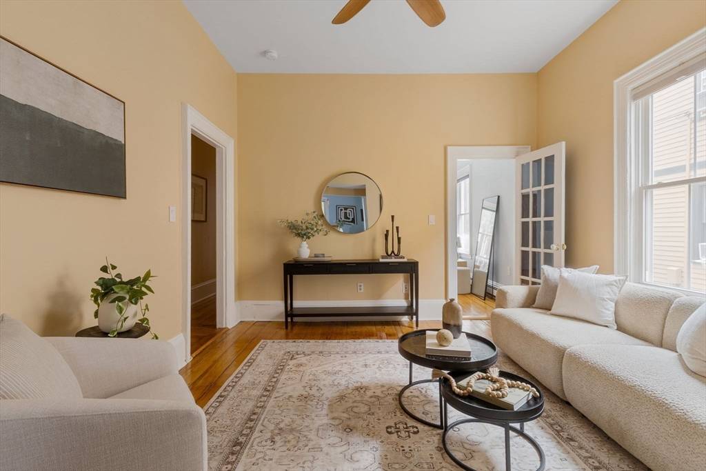 Cambridge, MA 02139,19 Fairmont Ave #1