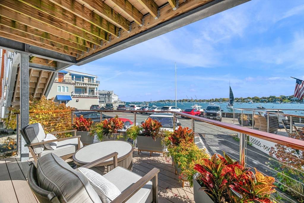 Marblehead, MA 01945,24 Lee Street #B10