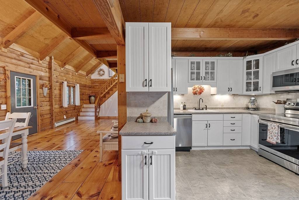 Winchendon, MA 01475,39 Bemis Rd.