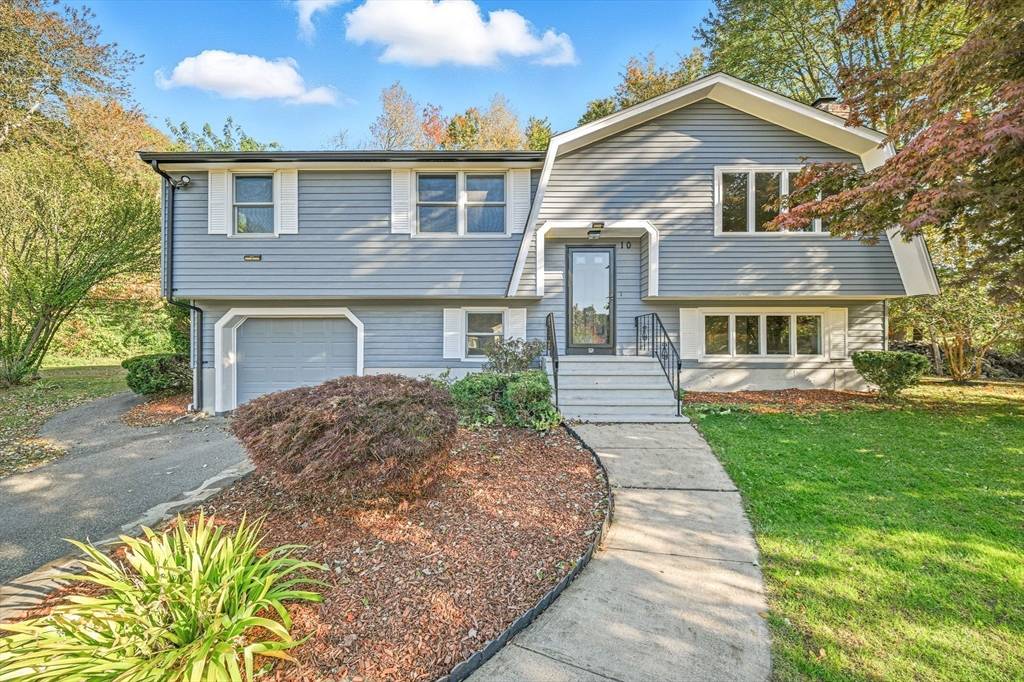 Avon, MA 02322,10 Hamman Circle