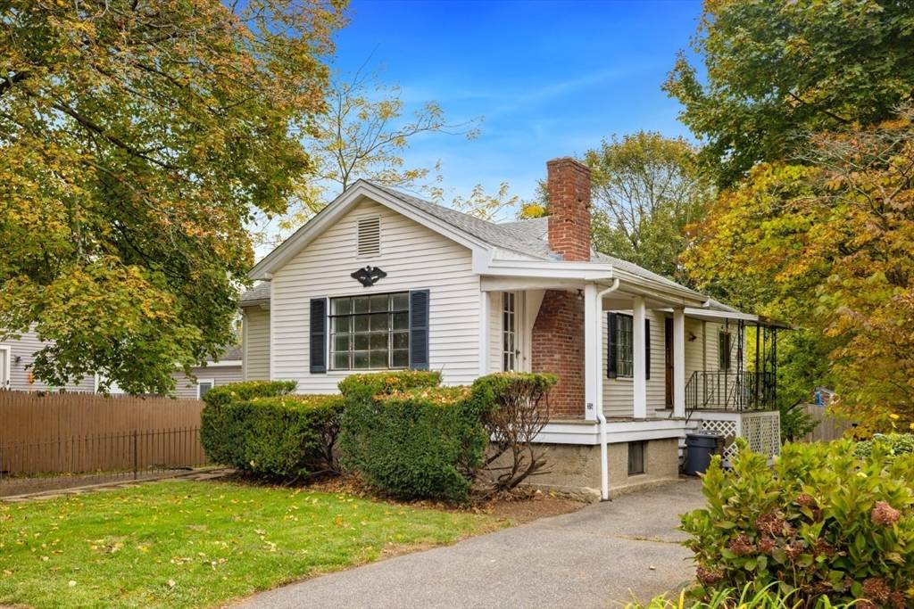 Saugus, MA 01906,35 Summer Street