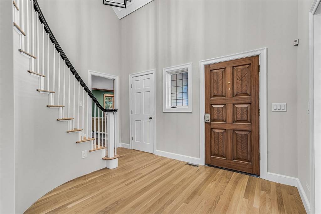 Concord, MA 01742,1437-3 Monument Street