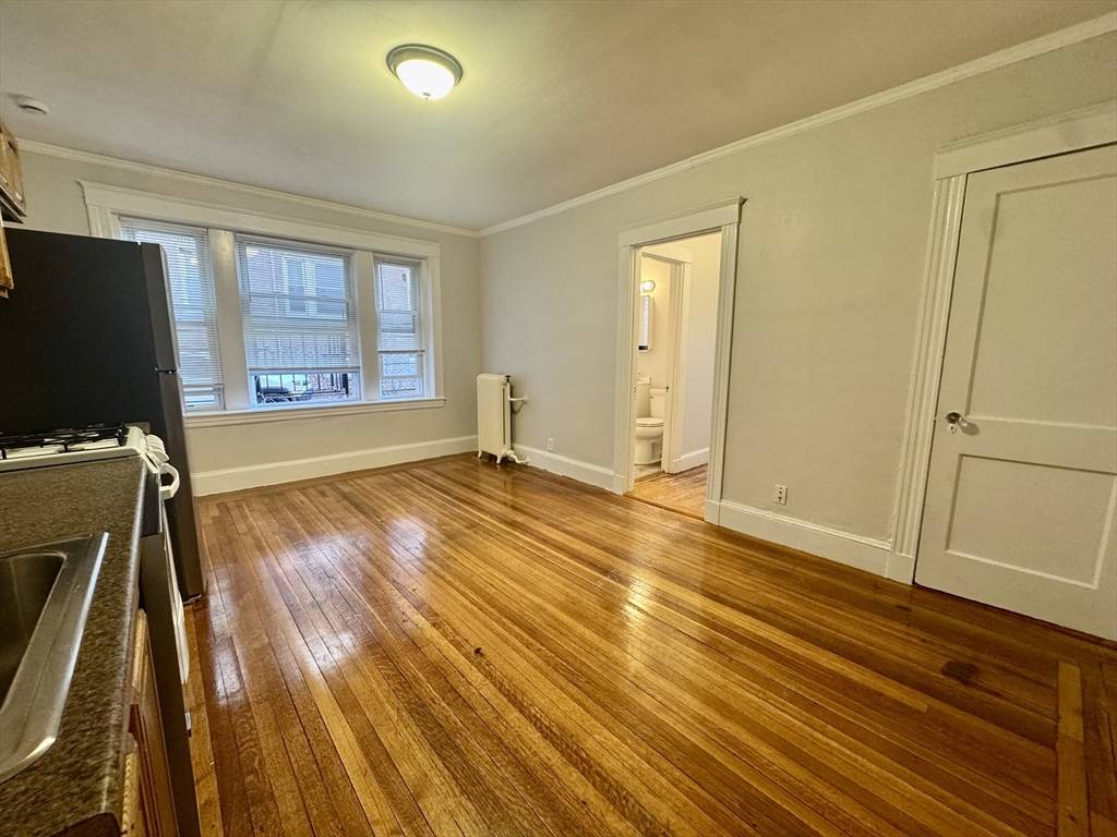 Boston, MA 02135,1615 Commonwealth Ave #6