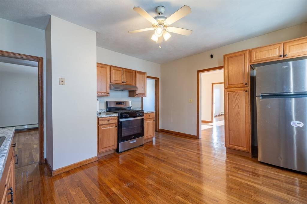 Everett, MA 02149,417-419 Ferry St