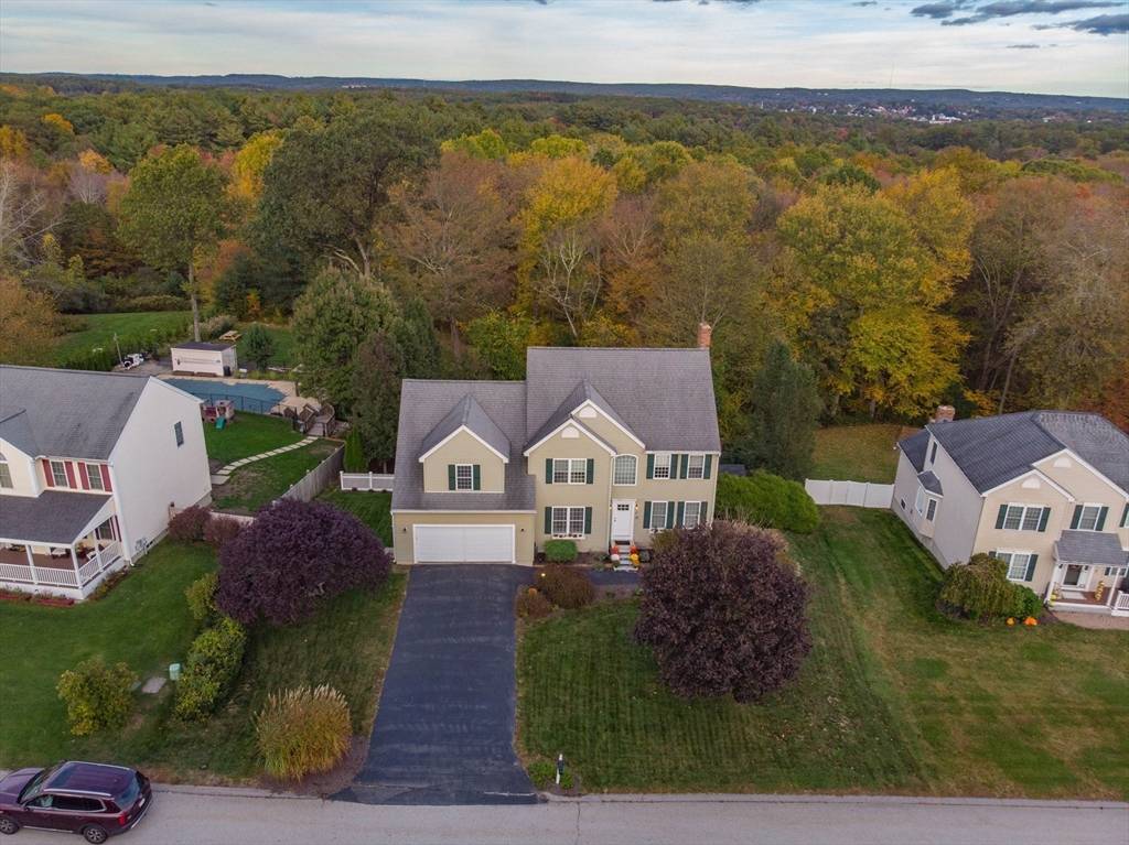 Dudley, MA 01571,24 Susan Dr