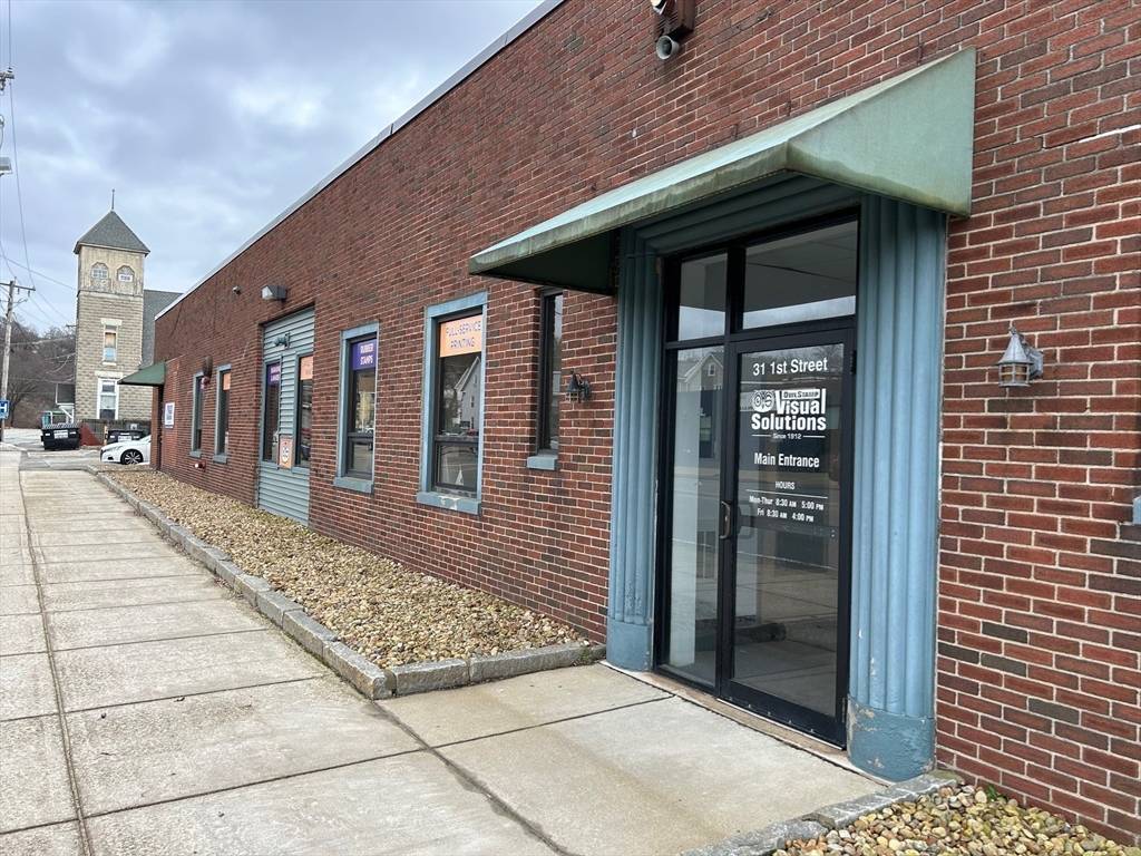 Lowell, MA 01850,31 First Street Boulevard