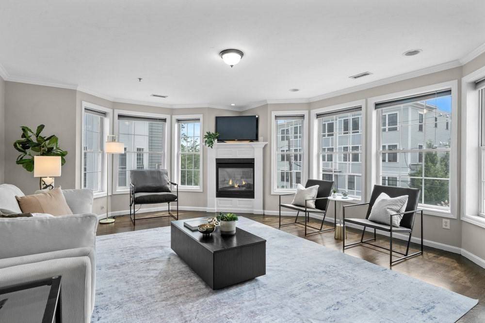 Boston, MA 02122,10 Saco St #4