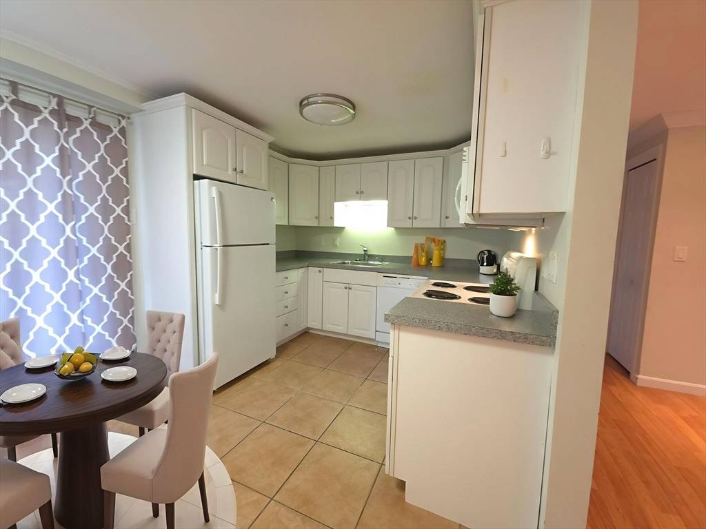 Andover, MA 01810,80 A Washington Park Drive #2