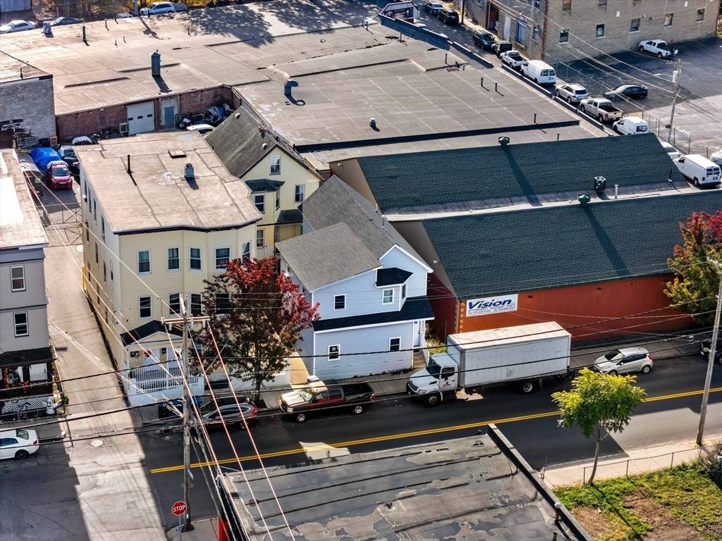 Lawrence, MA 01841,82 Water St