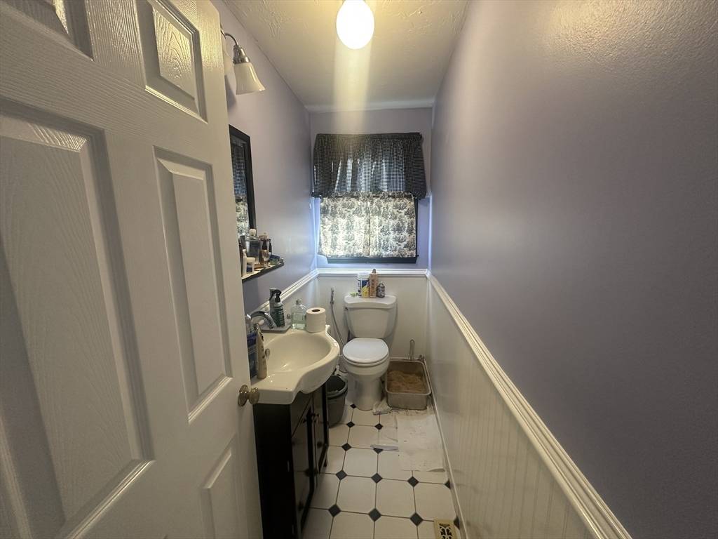 Northborough, MA 01532,128 Ridge Rd #128