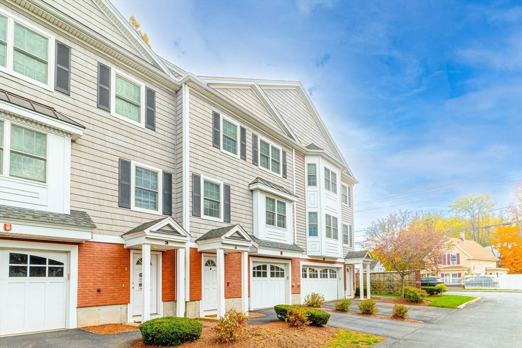 Lowell, MA 01851,1975 Middlesex Street #2