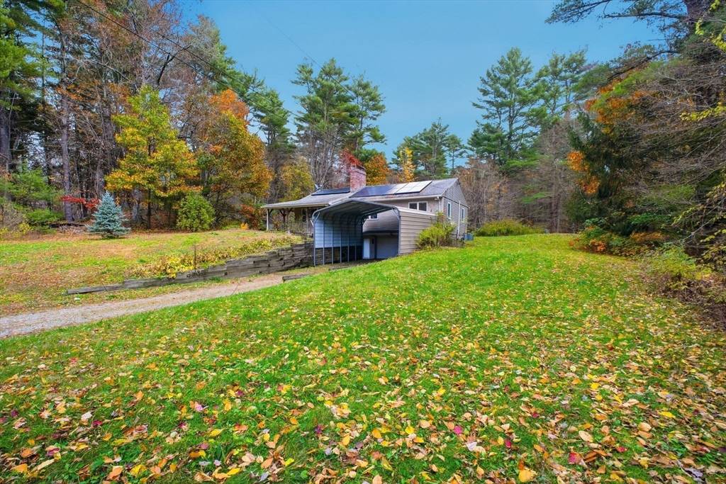 Brimfield, MA 01010,18 Little Alum Rd