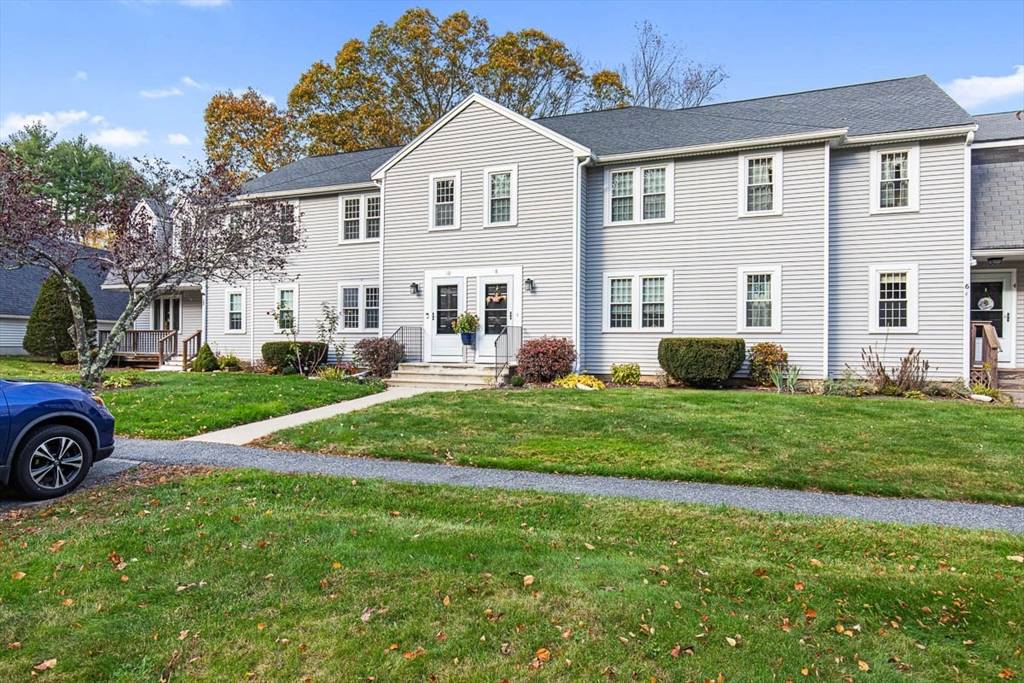 Douglas, MA 01516,10 Eagle Dr #10