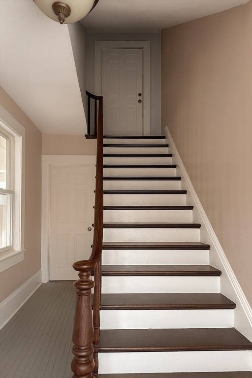 Gardner, MA 01436,65 School St