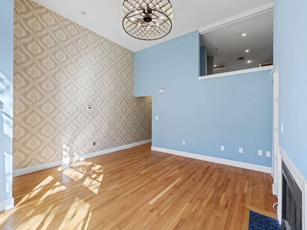 Boston, MA 02134,85 Brainerd Rd #TH7