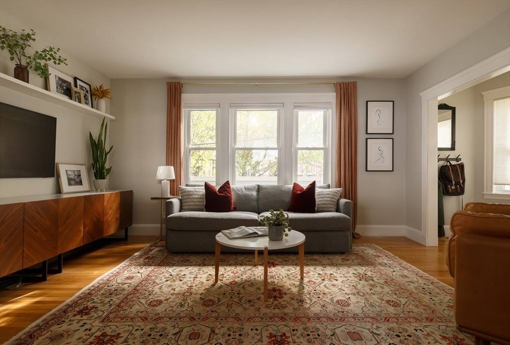 Cambridge, MA 02138,107 Grozier Rd #1