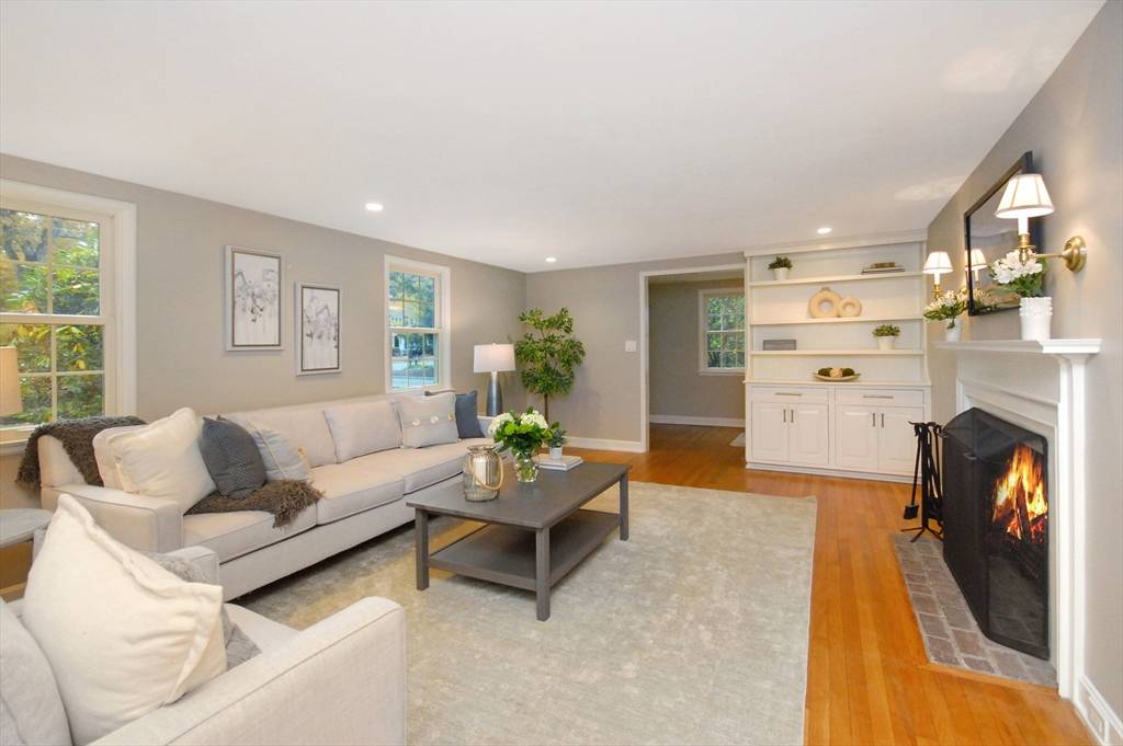 Concord, MA 01742,213 Nashoba