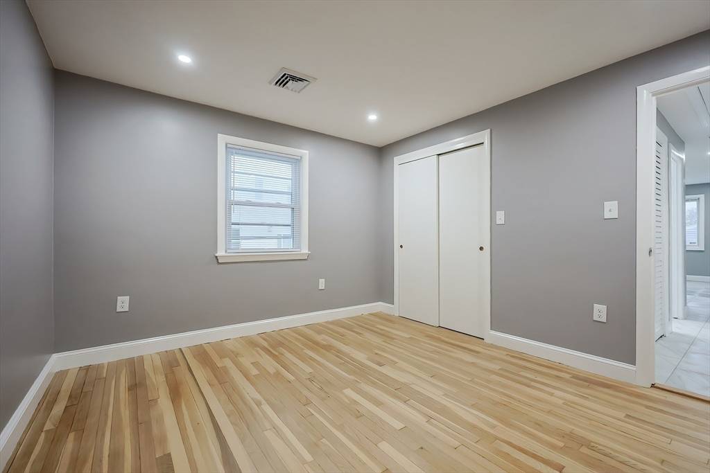 Revere, MA 02151,16 Hawes St