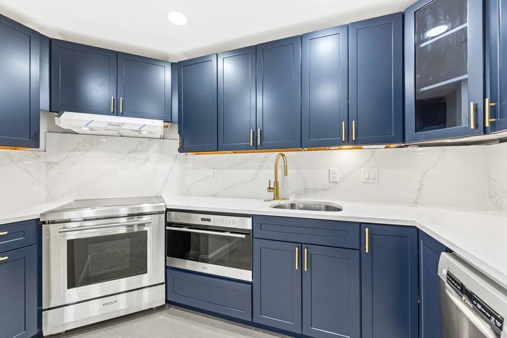 Newburyport, MA 01950,58 Merrimac St #2-5