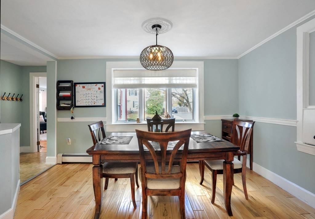 Weymouth, MA 02190,102 White