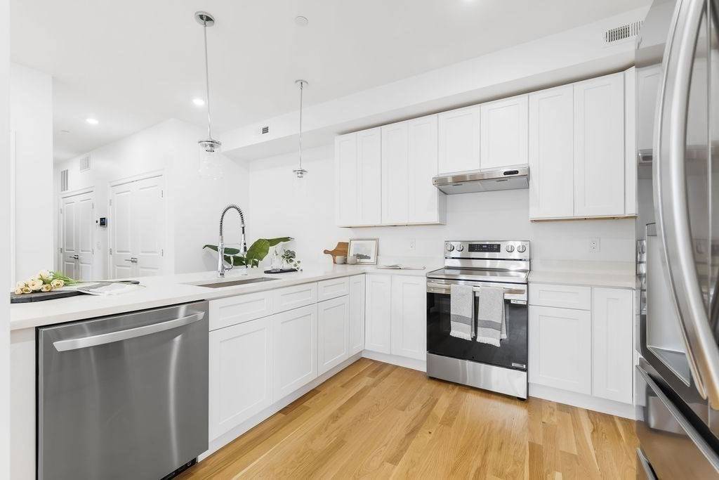 Marlborough, MA 01752,272 Lincoln Street #103