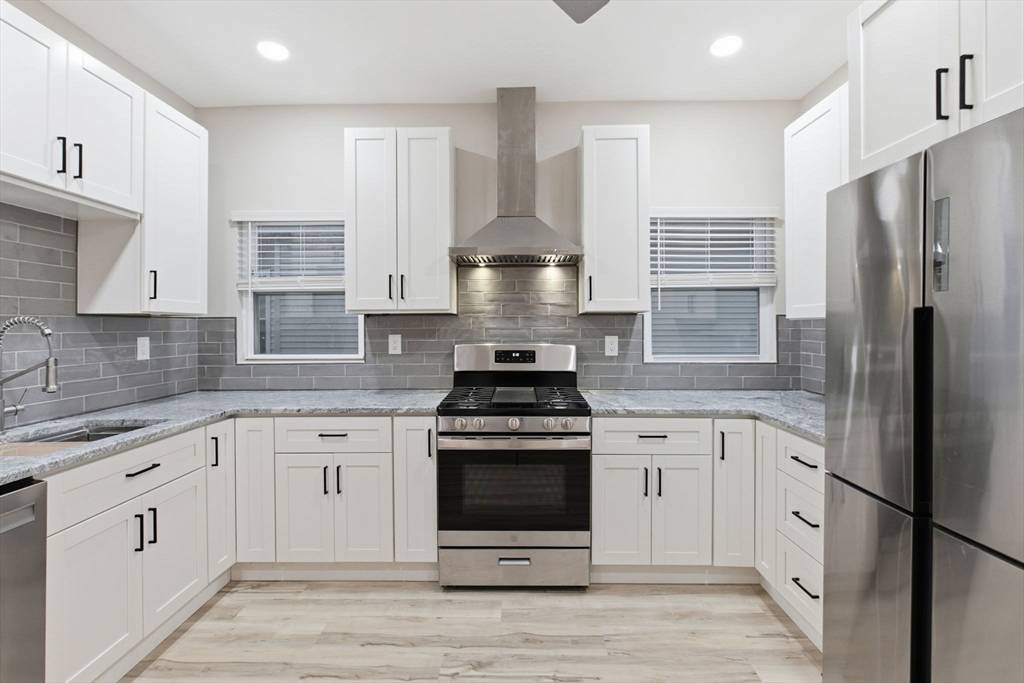 Boston, MA 02124,43 Lonsdale St #2