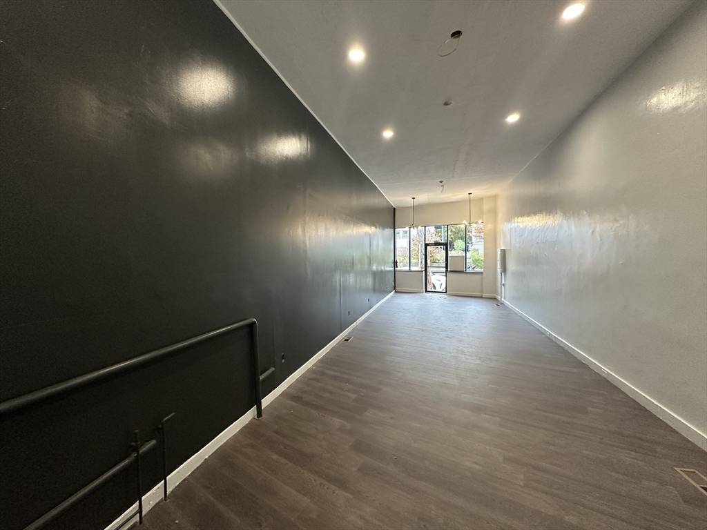 Somerville, MA 02144,1210 Broadway #1210