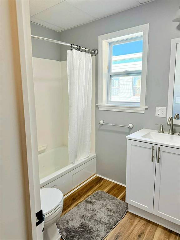 Gardner, MA 01440,250 Pine St #3