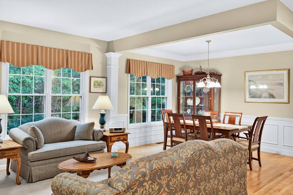 Plymouth, MA 02360,16 Picket Fence