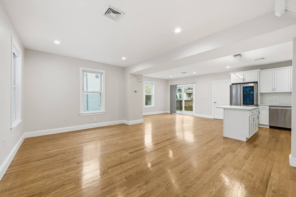 Boston, MA 02124,31 Chipman Street