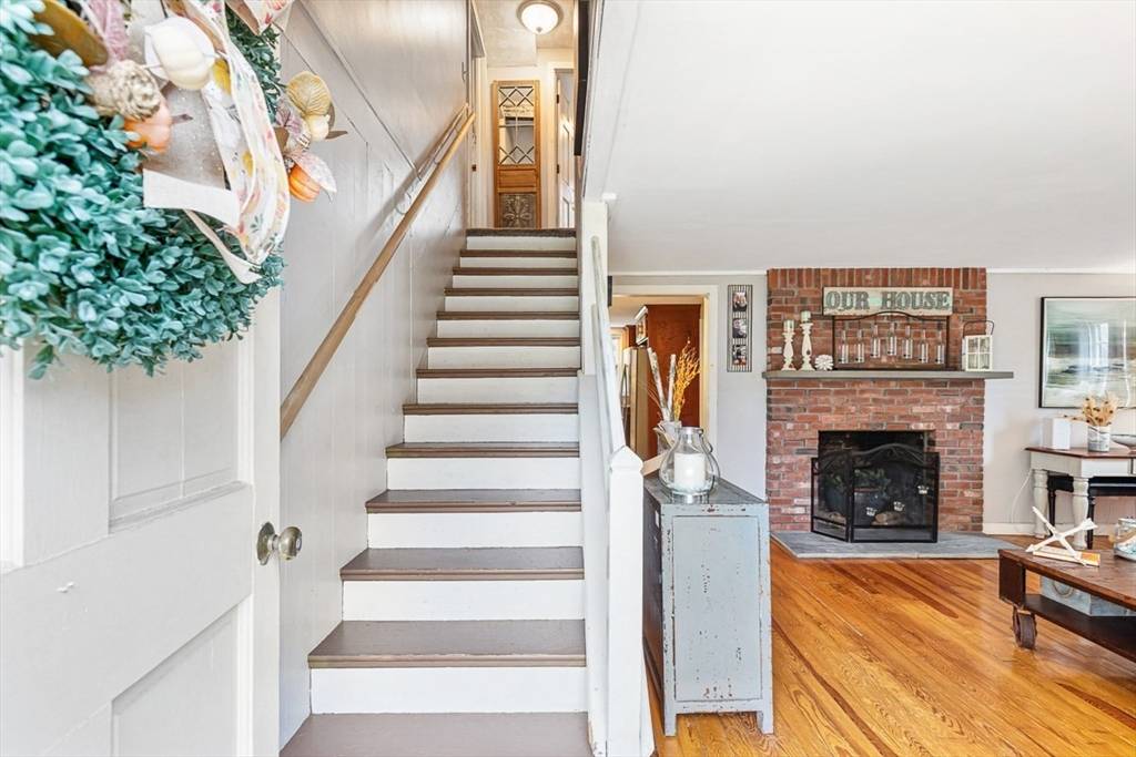 North Attleboro, MA 02760,330 Mount Hope Street