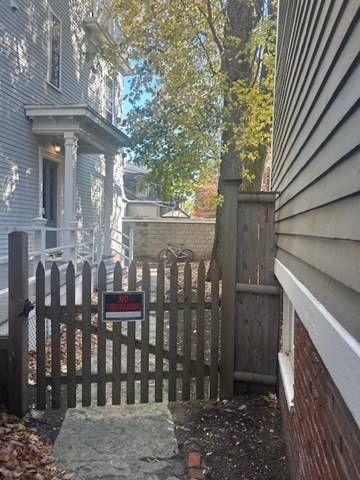 Cambridge, MA 02139,22 Bigelow St #1C