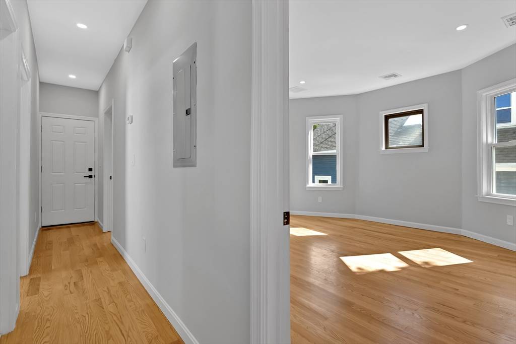 Boston, MA 02119,51 Beech Glen #3