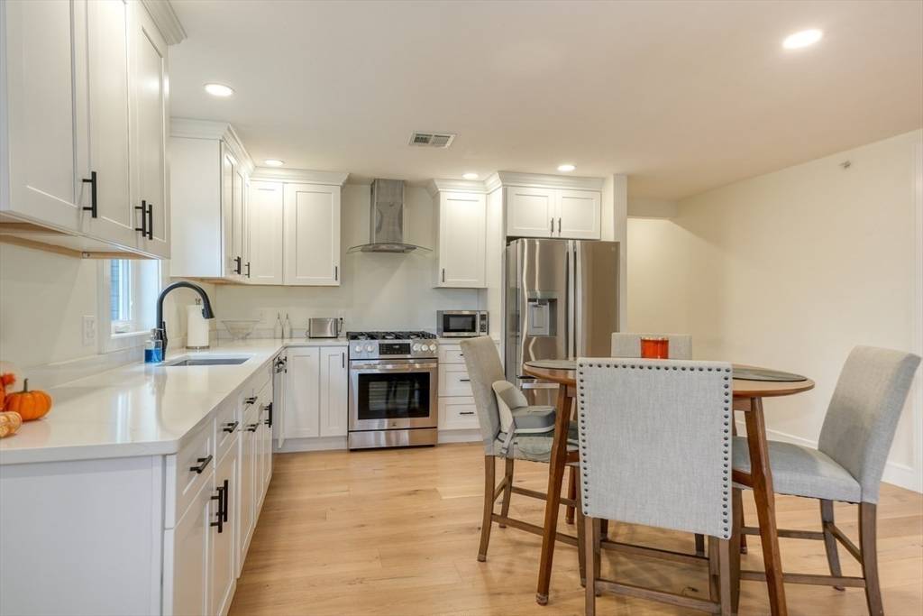 Hudson, MA 01749,17 School #C