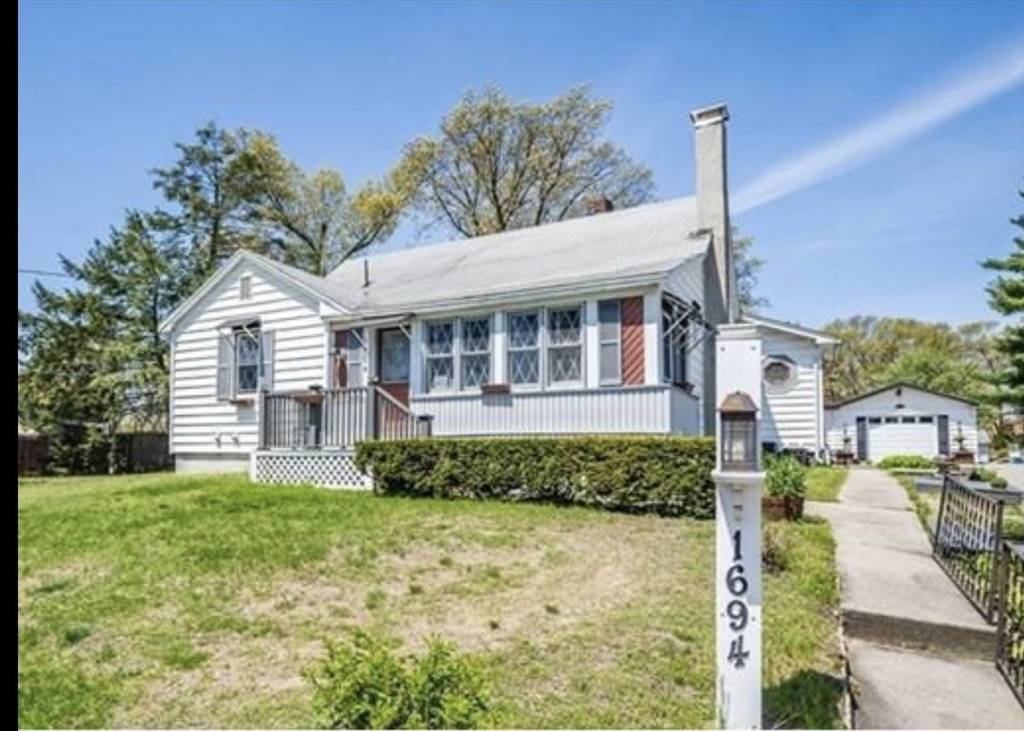 Chicopee, MA 01020,1694 Westover Road #-