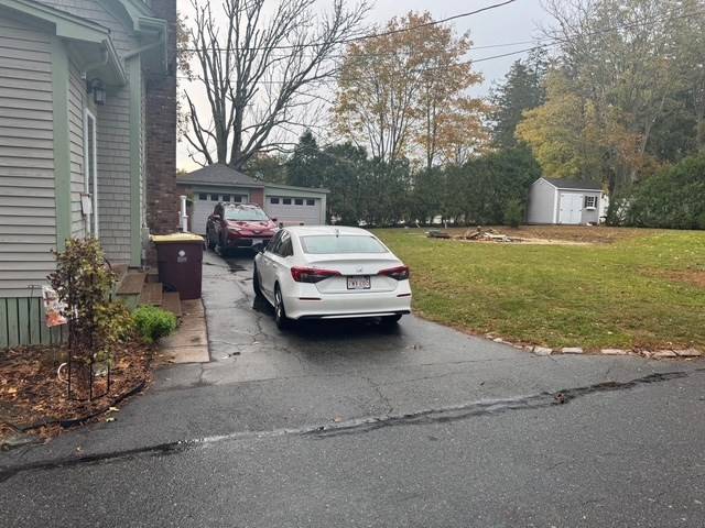 Acushnet, MA 02743,16 Blain St