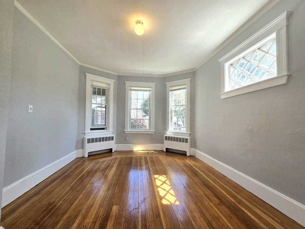 Salem, MA 01970,48 Prince Street #2