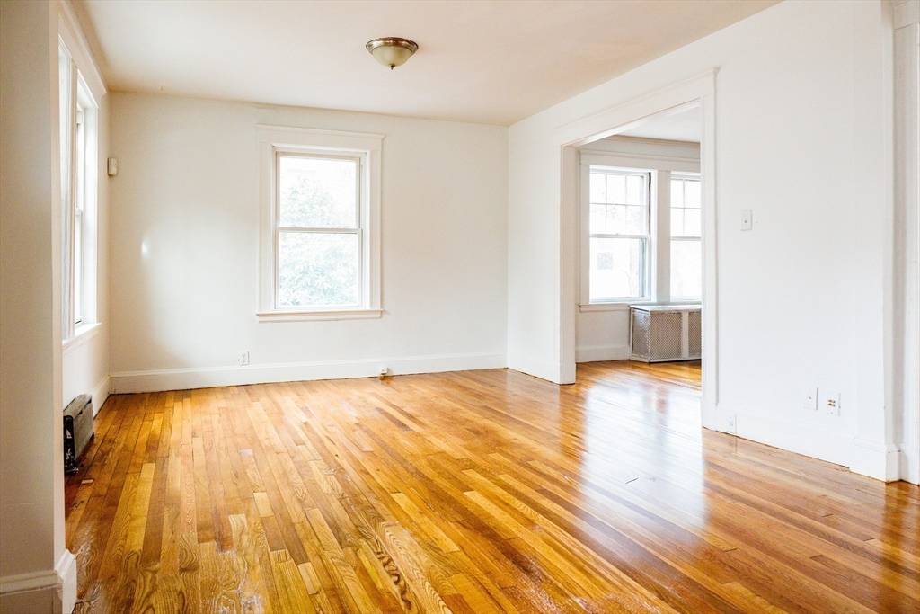 Milton, MA 02186,16 Concord Ave #1