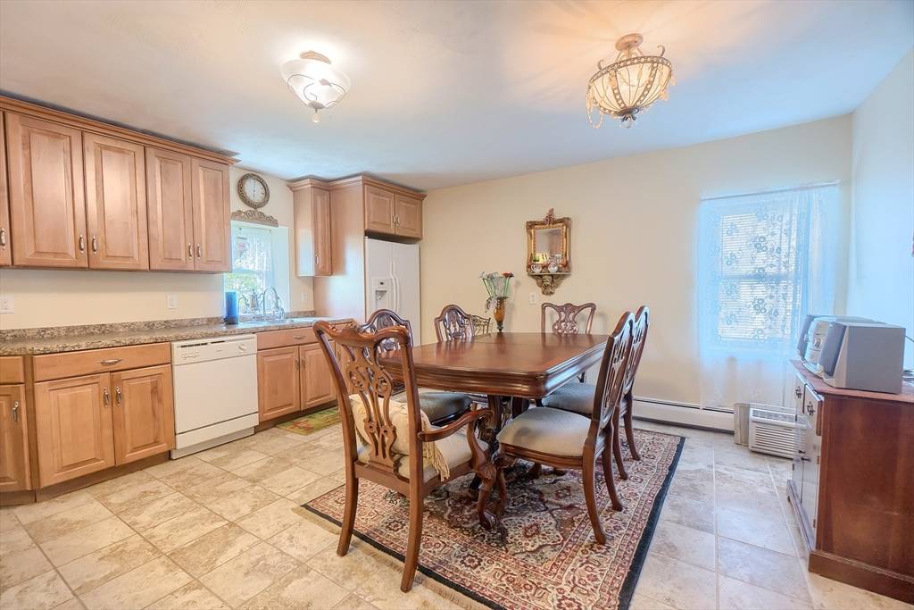 Clinton, MA 01510,201 Stone Street