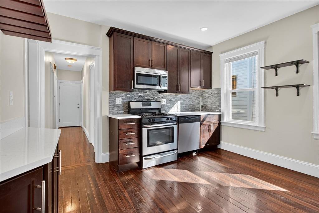 Boston, MA 02125,9 Hallam Street #3