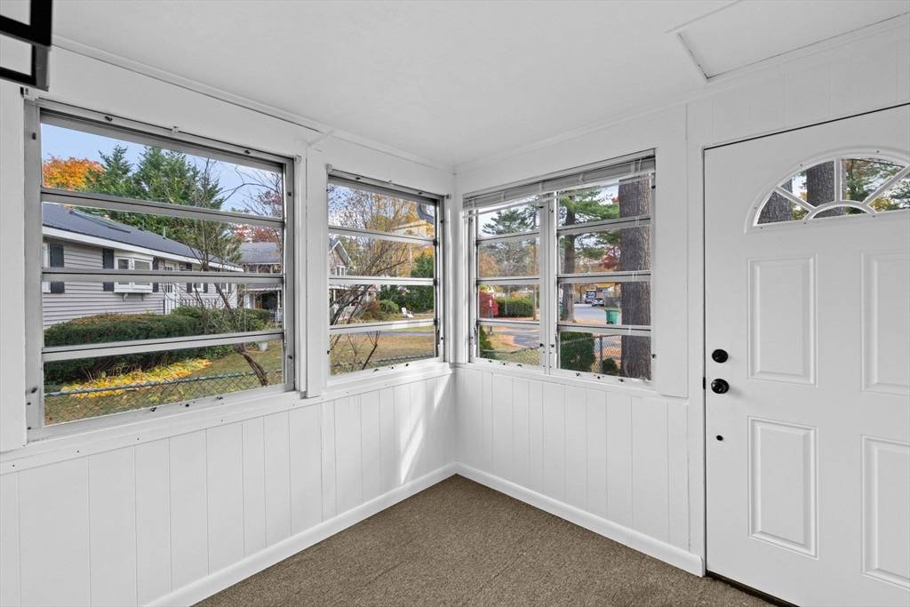 Pembroke, MA 02359,22 Pondview Ave