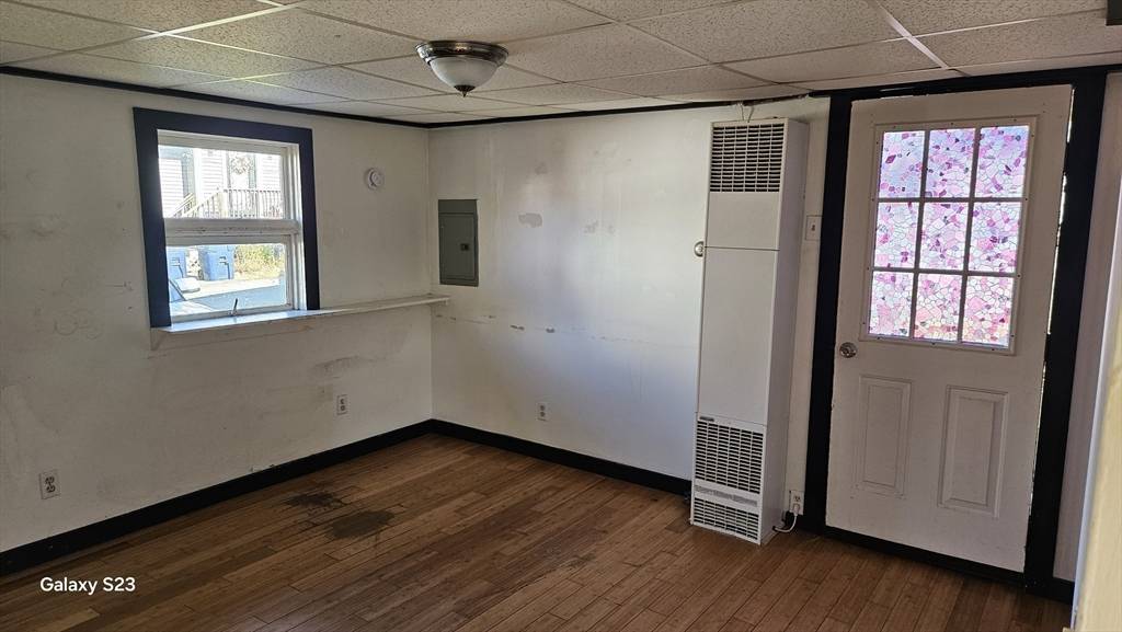 Sterling, MA 01564,18 Laurel Ave