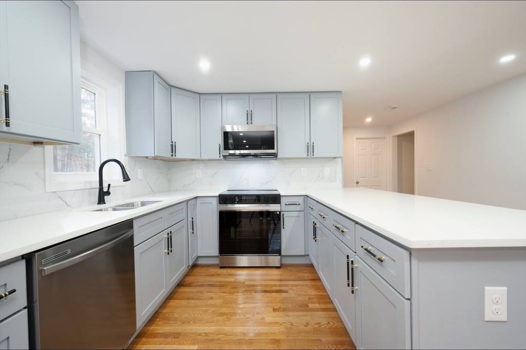 Pembroke, MA 02359,820 Center Street