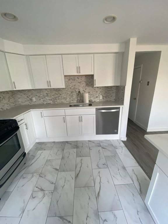 Fall River, MA 02721,1179 South Main Street #2