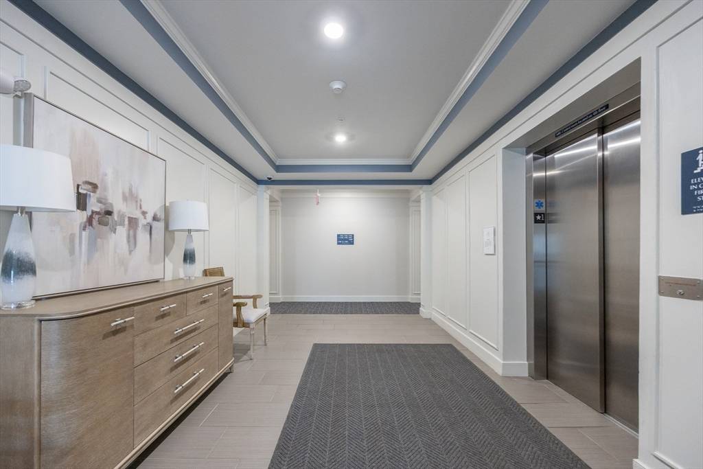 Walpole, MA 02081,4403 Pennington Drive #4403