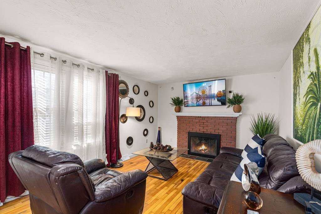 Taunton, MA 02780,29 Williams Ave