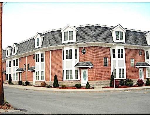 Norwood, MA 02062,909 Washington St/U14 On Walnut St #14