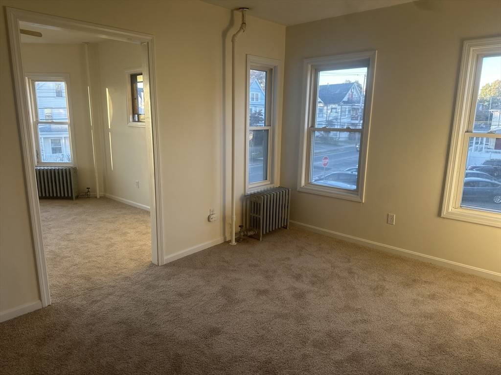 Framingham, MA 01702,394 Hollis Street #1