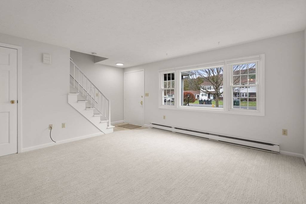 Greenfield, MA 01301,6 Keegan Ln #E